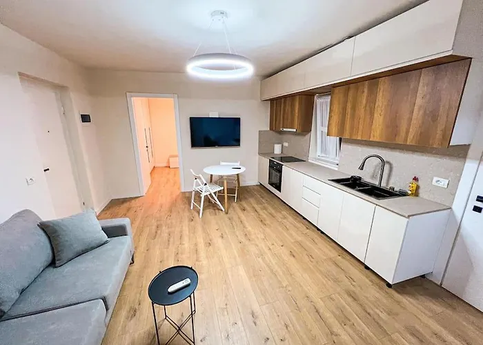 Apartamento Cozy Centre Rest 2br