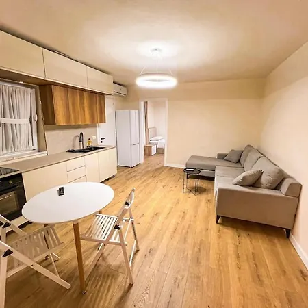 Cozy Centre Rest 2br Appartement Tirana