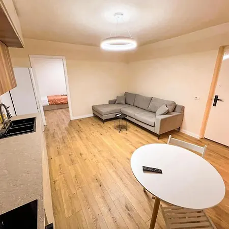 Apartmán Cozy Centre Rest 2br Tirana